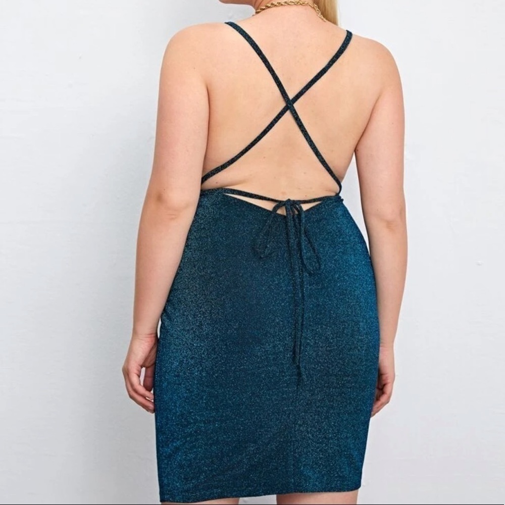 Blue glitter backless halter tie dress - Picture 2 of 9